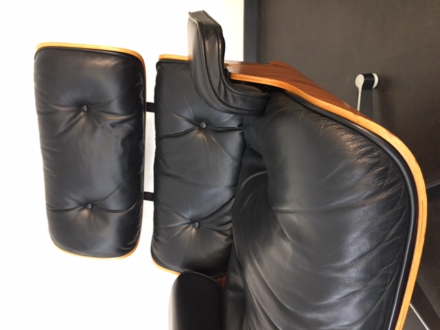 Eames Lounge Chair