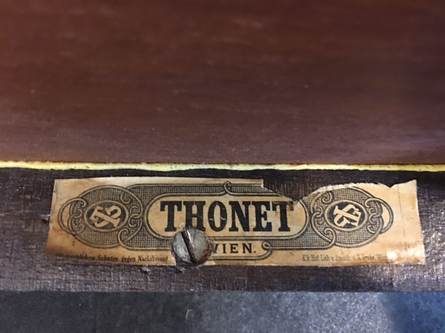 Thonet hoher Stuhl