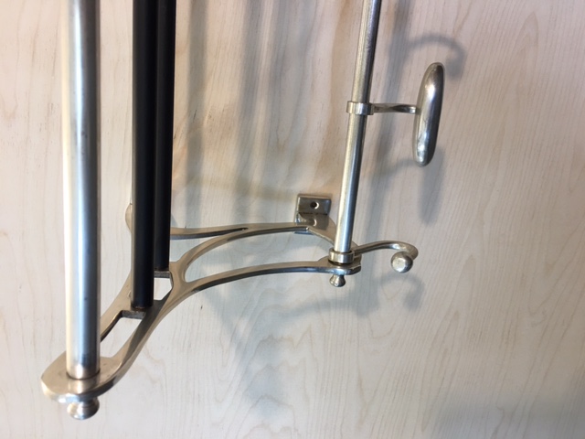 Garderobe Aluminium 40er Jahre